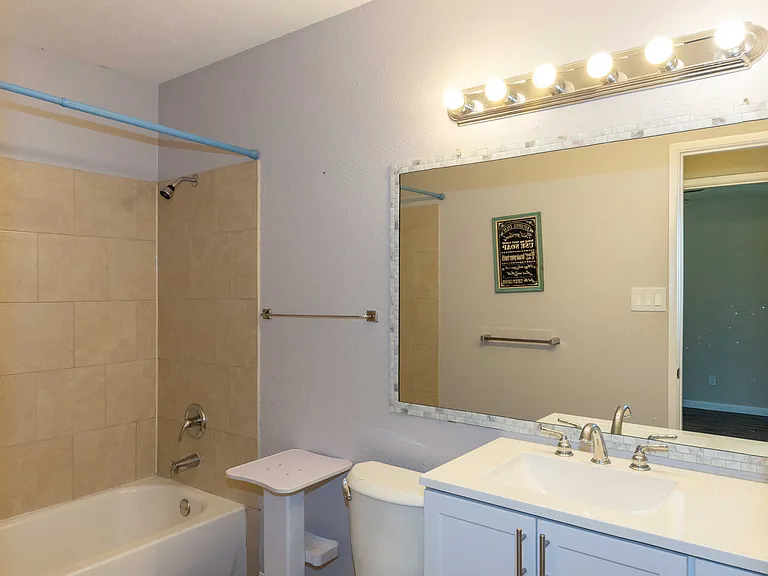 4603 Chapman St — Photo 17
