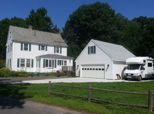 110 Lovefield St, Easthampton, MA 01027