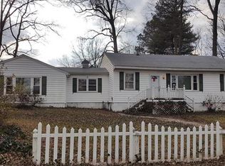 8115 Lee Davis Rd, Mechanicsville, VA 23111