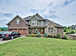 218 Sunset Ridge Blvd, Johnson City, TN 37615