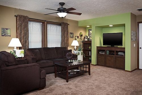 2nd image of 3884 Silver Birch