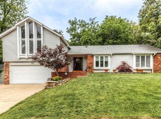503 Clayworth Dr, Ballwin, MO