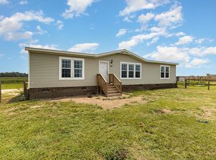 229 Rhodes Pond Rd, Four Oaks, NC 27524