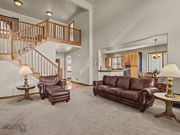 5th image of 96 Ruby Ln