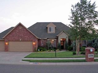 21568 Lake Shadows Dr, Edmond, OK 73012