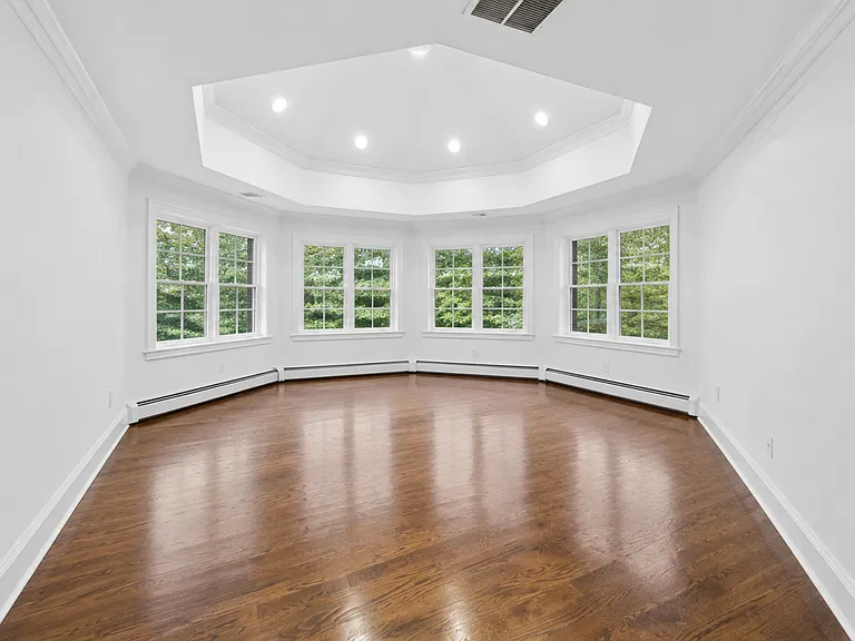 122 Helen Ct — Photo 25
