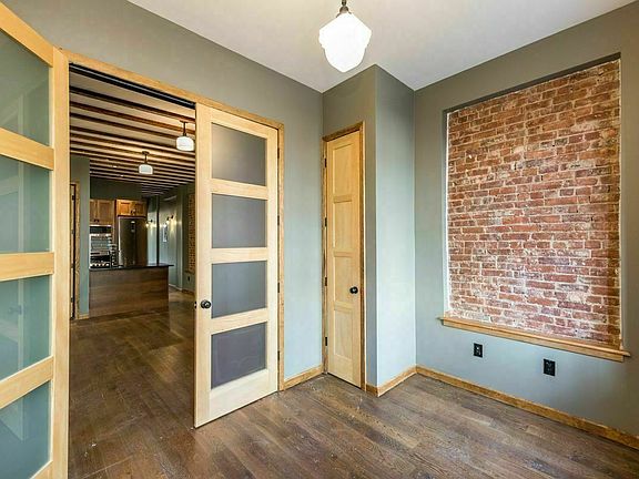 4th image of 198 Johnson Ave #1R