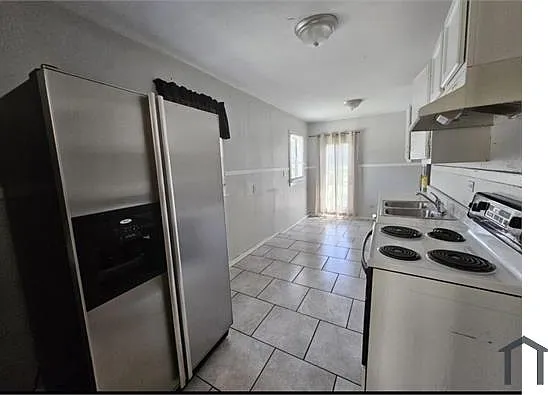 3 bed, 1500 sqft, $1,300 — Photo 3
