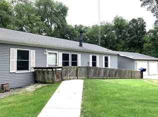 W12130 Duffy Rd, Columbus, WI 53925