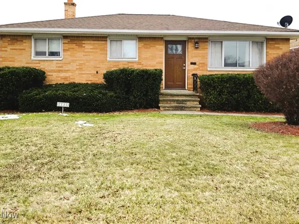 14621 Saint James Ave, Cleveland, OH 44135