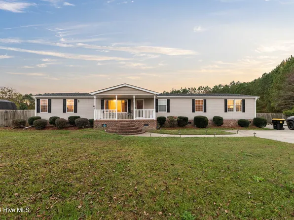 459 Blackmoore Run, Ayden, NC 28513