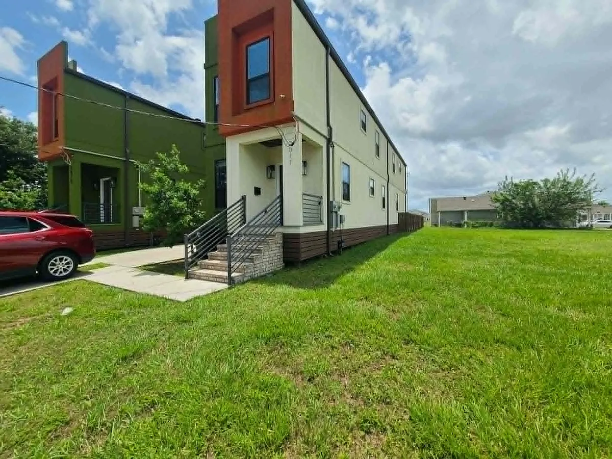 Building Photo - 3011 Wall Blvd #3011