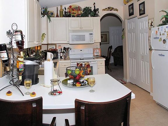 3rd image of 5367 Kenvil Dr