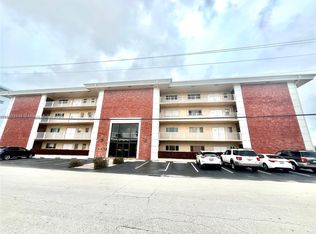 Barclay Square, Fort Lauderdale, FL 33306