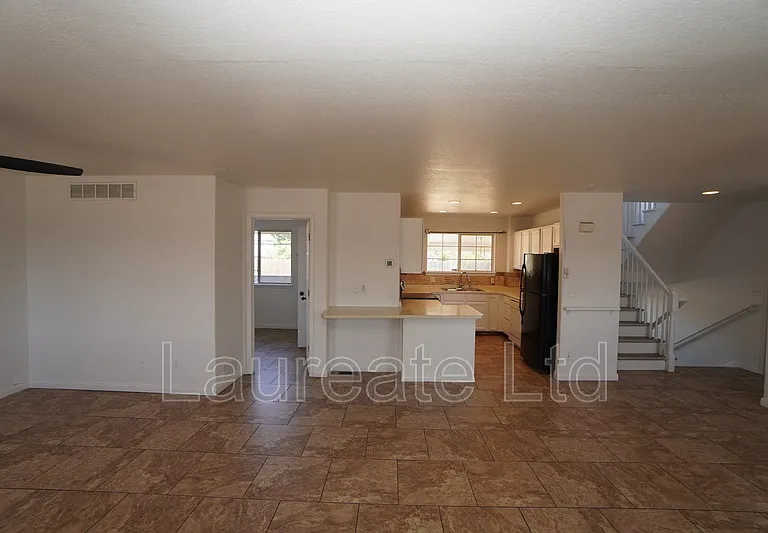 4776 Blackhawk Way — Photo 2
