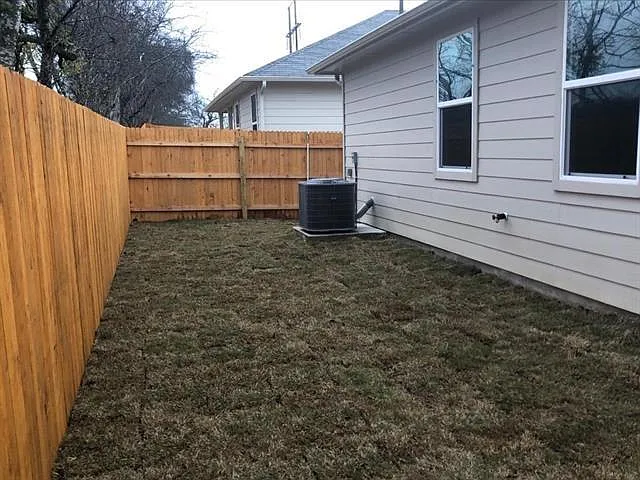 221 Naset Dr — Photo 12