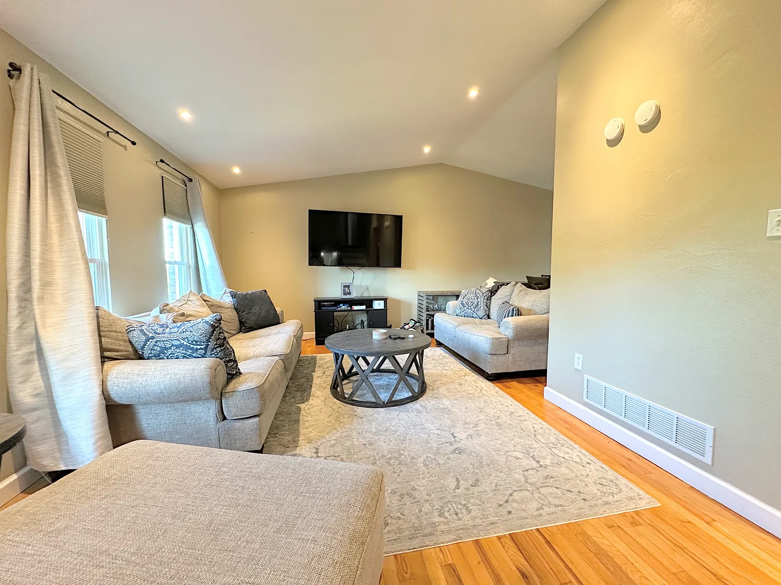 238 Mohican Avenue - 1 — Photo 2