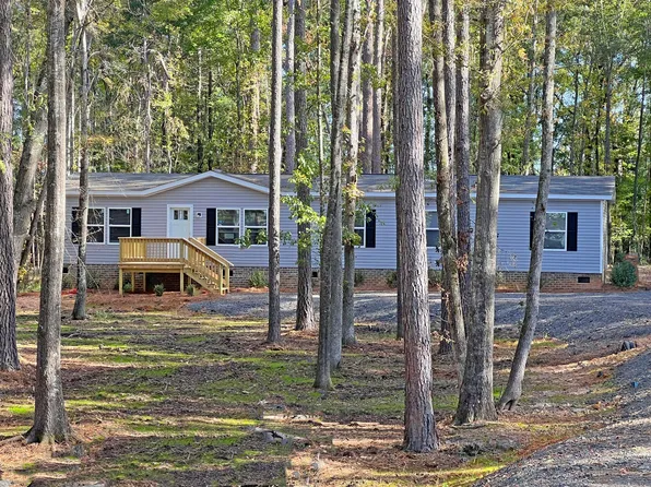 1207 Edmonds Way, Summerton, SC 29148