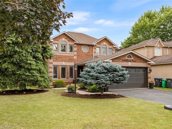 3879 Periwinkle Cres, Mississauga, ON L5N 6W7