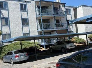 2555 Clear Acre #33/3, Reno, NV 89512