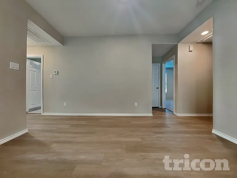 17552 Rosewood Manor Ln — Photo 2