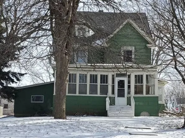 513 S Section Ave, Spring Valley, MN 55975