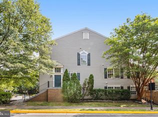 2964 Kildare Ln, Fairfax, VA 22031