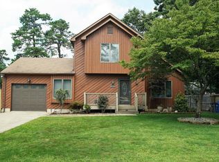 1733 Seminole St, Toms River, NJ 08757