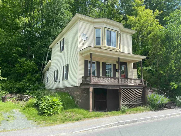 18 Brown Street, Whitefield, NH 03598