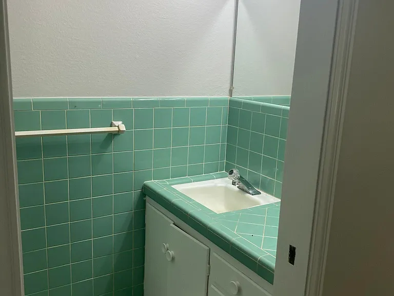 3044 Oakcrest Dr — Photo 15