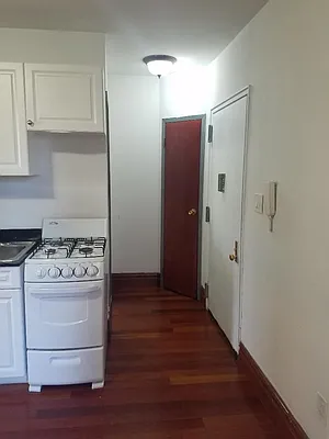 Rented by Allen Harris, LREB | media 15
