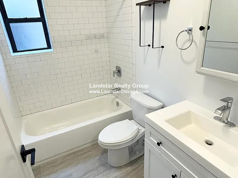 3407 W Fullerton Ave #3D — Photo 10