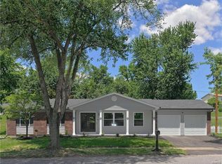 13219 Amiot Dr, Saint Louis, MO 63146