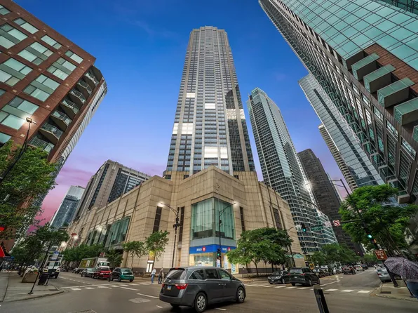 512 N McClurg Ct APT 705, Chicago, IL 60611