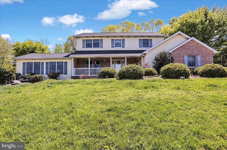 1st image of 40 Butlers Ln