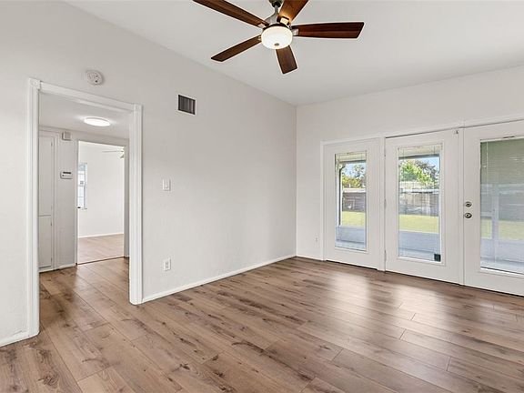 5th image of 139 S ALDER DRIVE