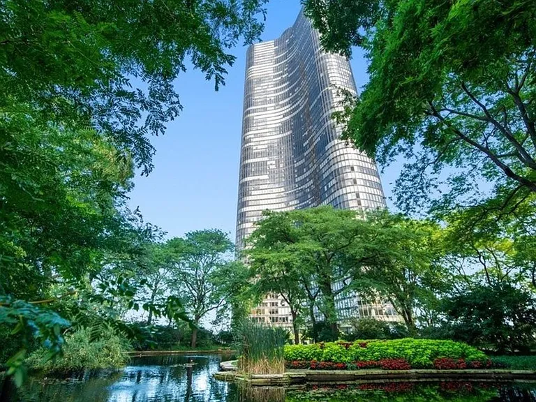 505 N Lake Shore Dr #6702 — Photo 4