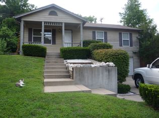 1101 Belleau Lake Dr, O'Fallon, MO