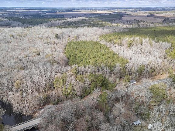 2nd image of 776 Shillings Bridge Rd