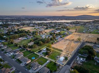 7408 W Wernett Rd, Pasco, WA 99301