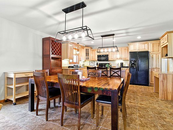 5th image of 1822-3 Parkland Dr #703