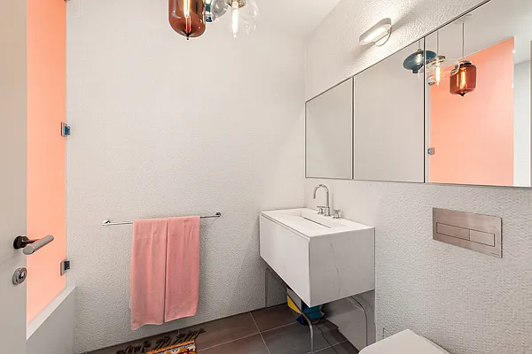 Sold by Casa Blanca Real Estate | media 50