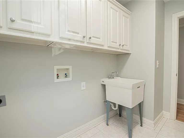 4012 Erin Dr — Photo 59