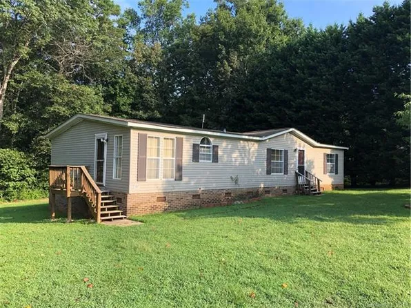 748 Spring Creek Dr, Iron Station, NC 28080