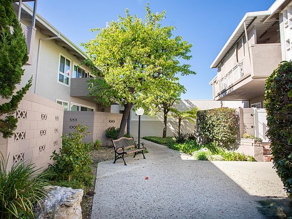 3rd image of 3110 Merrill Dr APT 78