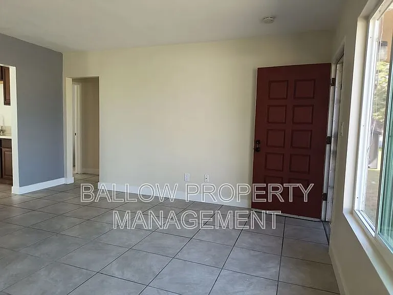 457B Smith Ave — Photo 16