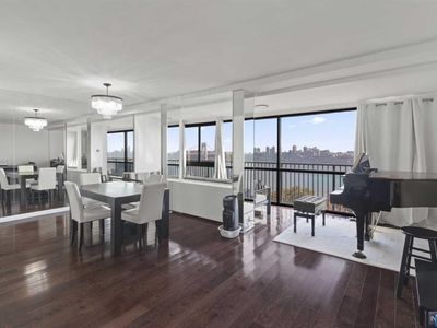 3 Horizon Rd APT 622, Fort Lee, NJ, 07024
