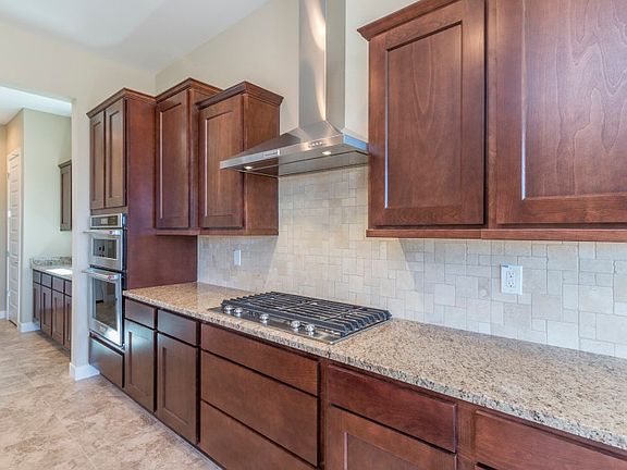 4th image of 27476 W Yukon Dr