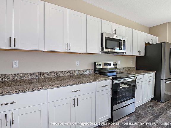 Catalina - Beachhouse Vibes Interior