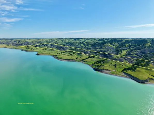 Grandview Pl, Chamberlain, SD 57325